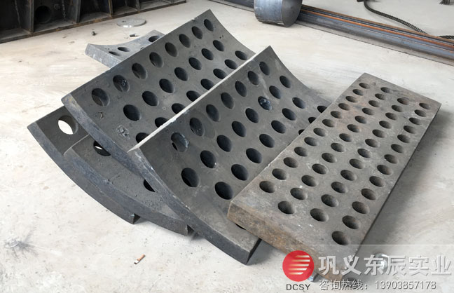 ����C���